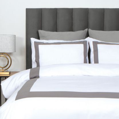 Picture of Bordeaux Duvet Cover 3pc Set Queen